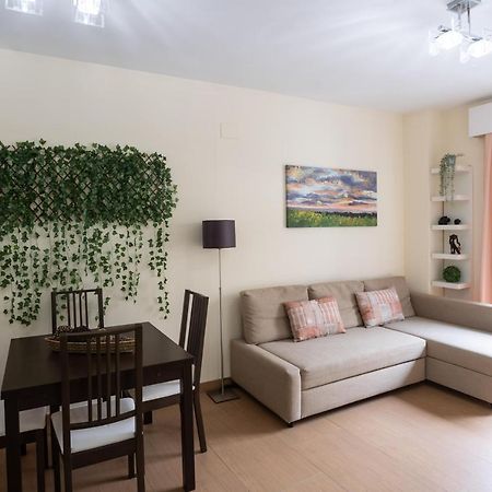Sol Sevilla Urban Apartment ภายนอก รูปภาพ