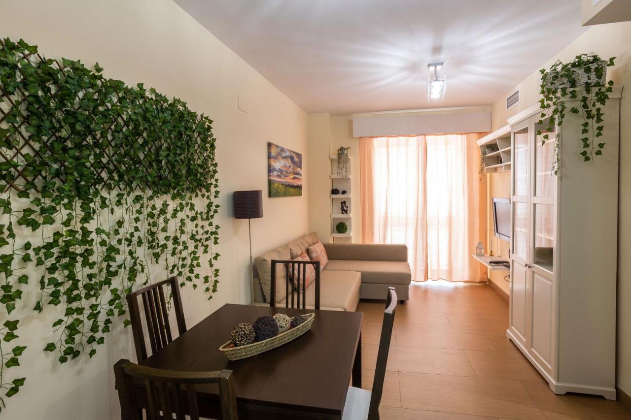 Sol Sevilla Urban Apartment ภายนอก รูปภาพ