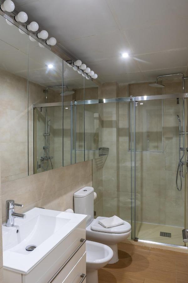 Sol Sevilla Urban Apartment ภายนอก รูปภาพ